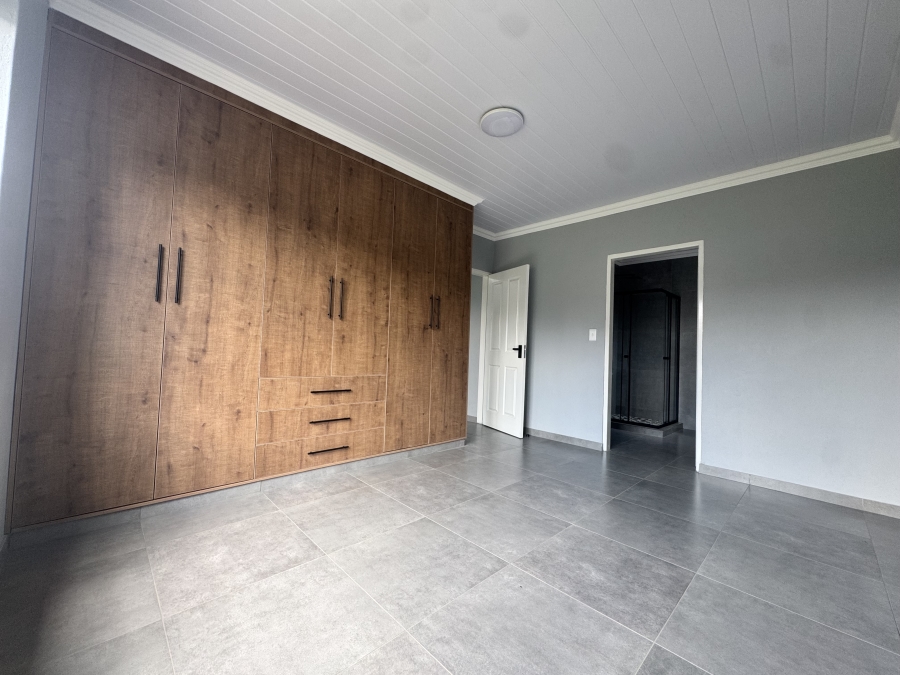 3 Bedroom Property for Sale in Flamwood North West